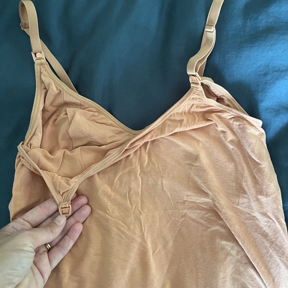 Storq Everyday Pumping & Nursing Tank - Picture 5 of 8